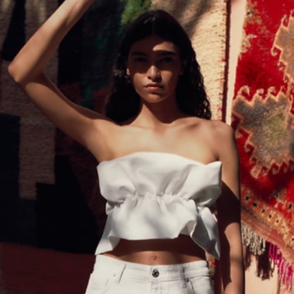 Zara ruffled bandeau crop top, oyster white med